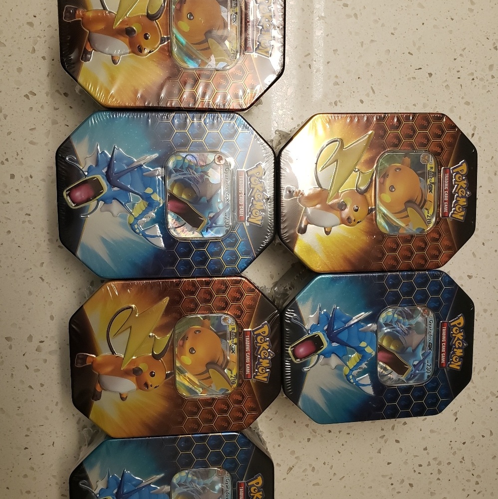 Pokemon hidden fates tins